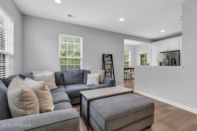 41 Bryce Lane 1401, Manahawkin, NJ 08050