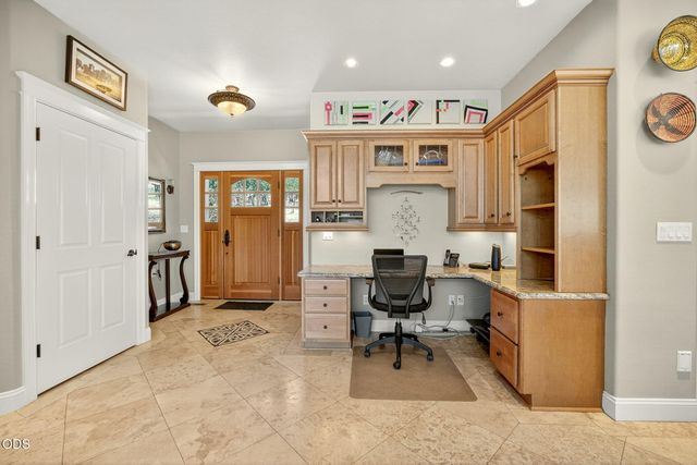 4337 Pioneer Road, Medford, OR 97501