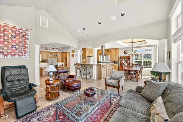 4337 Pioneer Road, Medford, OR 97501