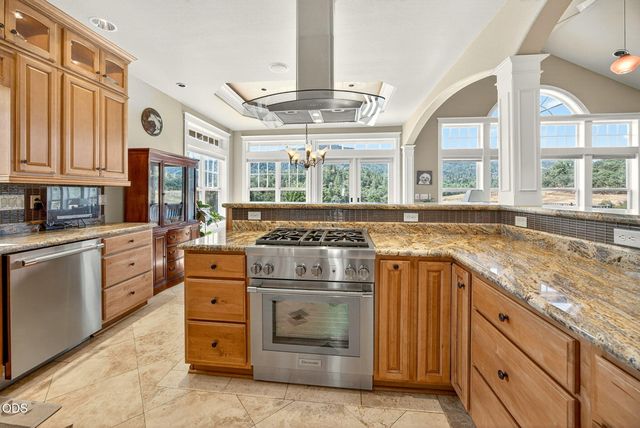 4337 Pioneer Road, Medford, OR 97501