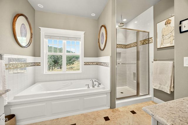 4337 Pioneer Road, Medford, OR 97501