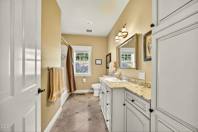 4337 Pioneer Road, Medford, OR 97501