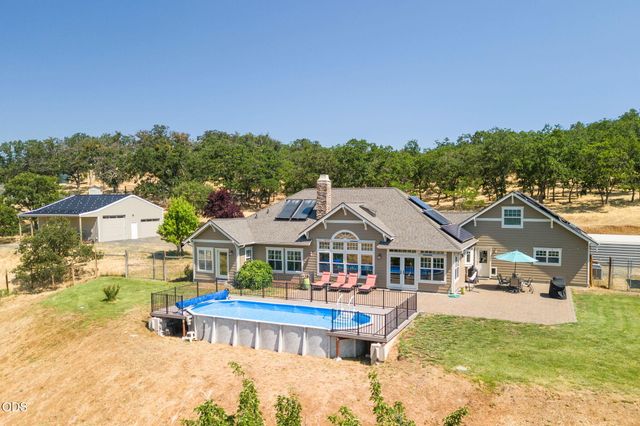 4337 Pioneer Road, Medford, OR 97501