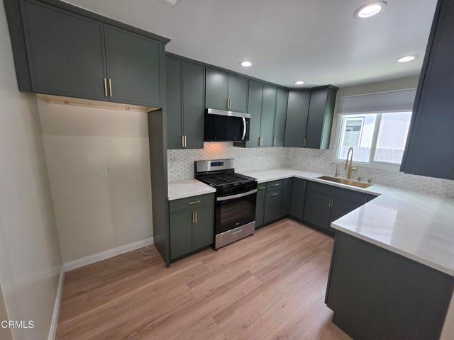 6829 Murietta Avenue, Van Nuys, CA 91405
