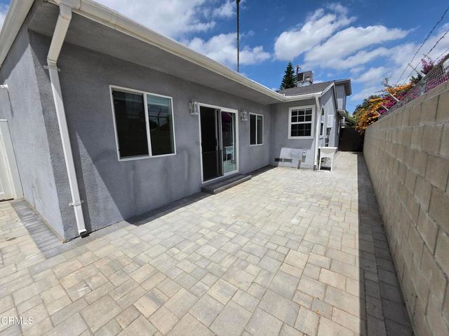 6829 Murietta Avenue, Van Nuys, CA 91405