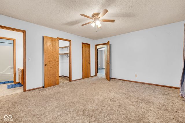 684 E Bonebrake Road, Veedersburg, IN 47987