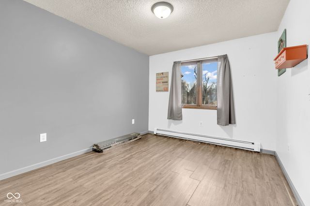 684 E Bonebrake Road, Veedersburg, IN 47987