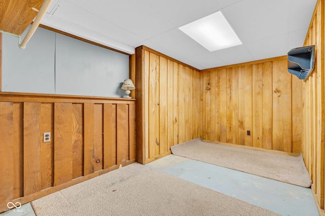 684 E Bonebrake Road, Veedersburg, IN 47987