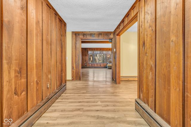 684 E Bonebrake Road, Veedersburg, IN 47987