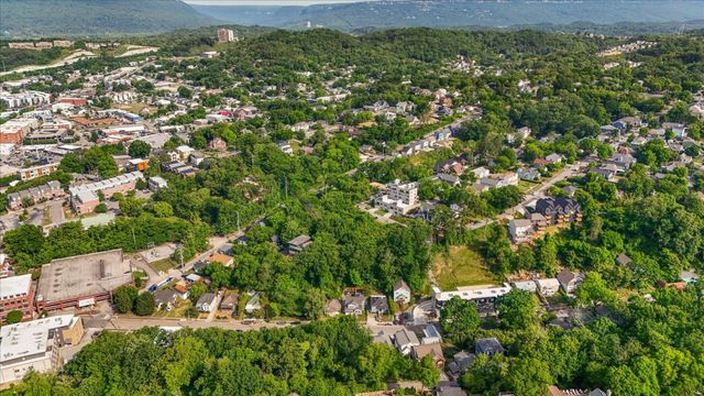 209 Thompson Street, Chattanooga, TN 37405