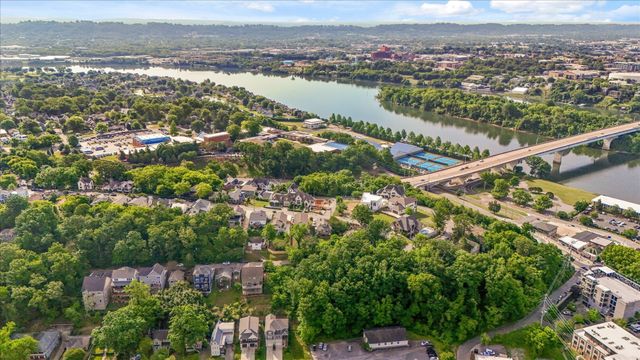 209 Thompson Street, Chattanooga, TN 37405