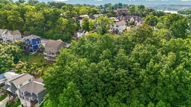 209 Thompson Street, Chattanooga, TN 37405