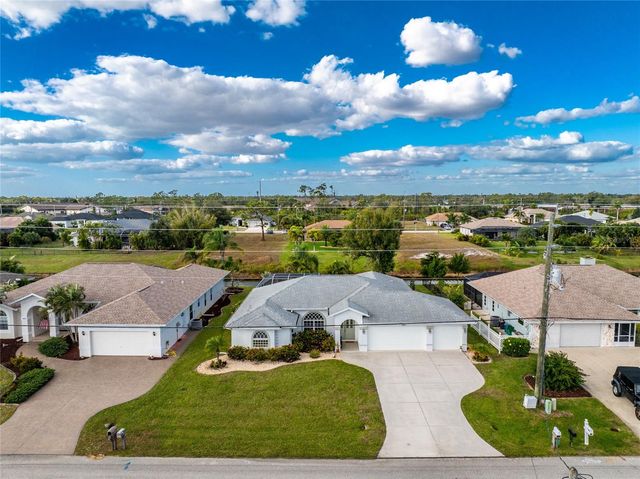 443 ROTONDA CIRCLE, Rotonda West, FL 33947