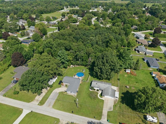 103 Meadow Lark Lane, La Porte, IN 46350