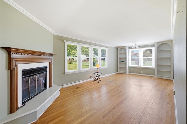103 Meadow Lark Lane, La Porte, IN 46350