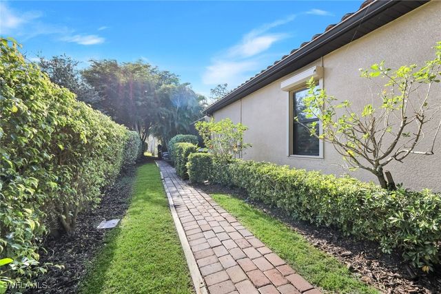 11050 Longwing DR, Fort Myers, FL 33912