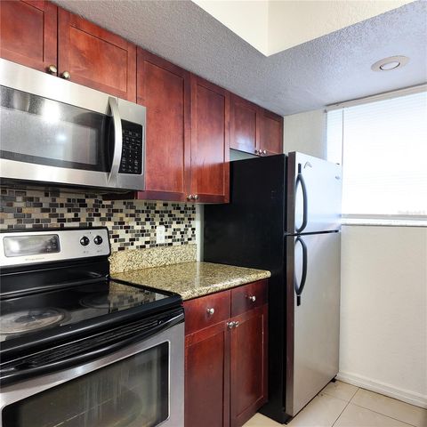 5152 CONROY ROAD 1317, Orlando, FL 32811