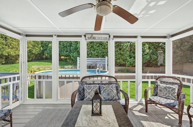 17 Kenilworth Lane, Warwick, NY 10990