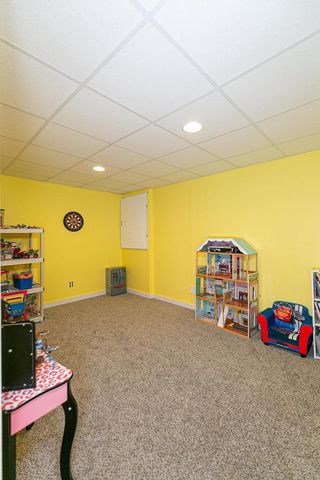 2530 GRASSY LANE, Neenah, WI 54956