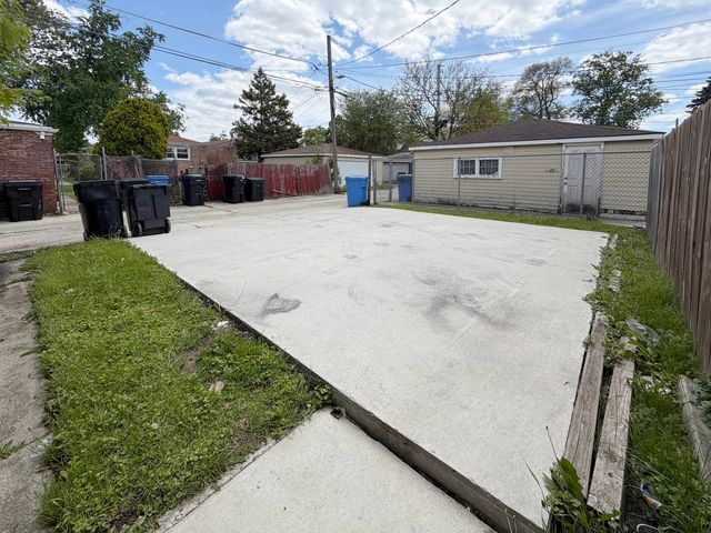 10139 S MAY Street, Chicago, IL 60643