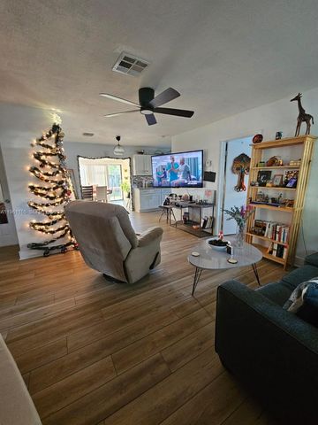 4155 NW 12th Ter, Oakland Park, FL 33309