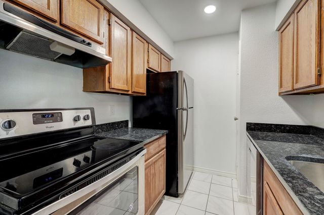 11201 Lynbrook Drive 3818, Houston, TX 77042