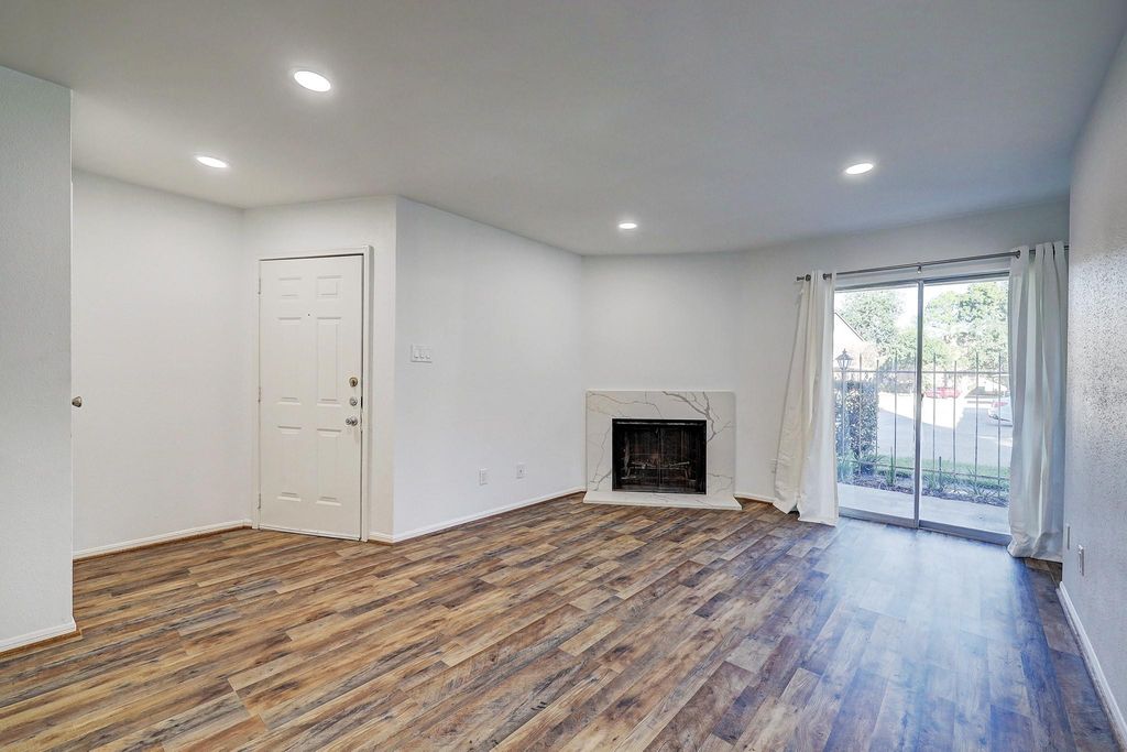 11201 Lynbrook Drive 3818, Houston, TX 77042