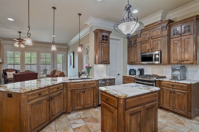 672 Dumaine, Bossier City, LA 71111