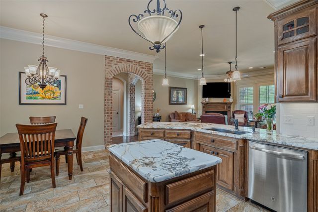 672 Dumaine, Bossier City, LA 71111