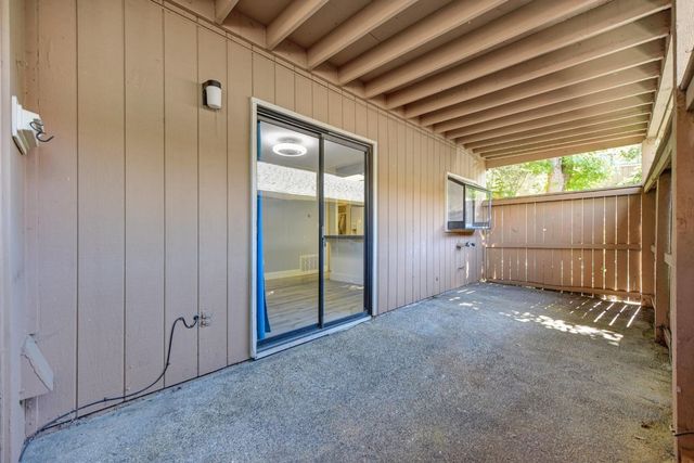 7975 Arcade Lake Ln, Citrus Heights, CA 95610