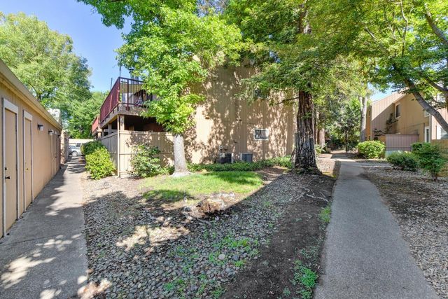 7975 Arcade Lake Ln, Citrus Heights, CA 95610