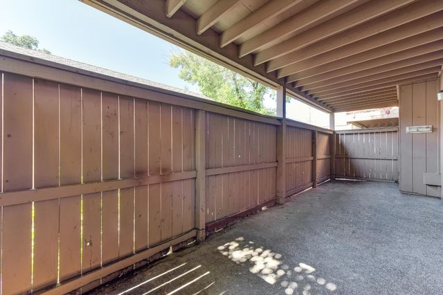 7975 Arcade Lake Ln, Citrus Heights, CA 95610