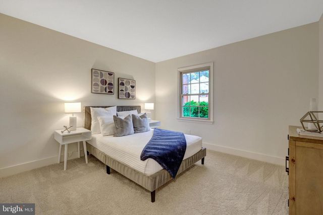 2931 VILLAGE SPRING LN, Vienna, VA 22181