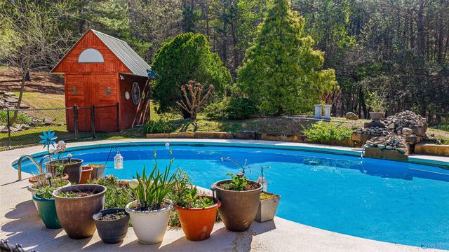 3851 Hixon Road, Fort Payne, AL 35967