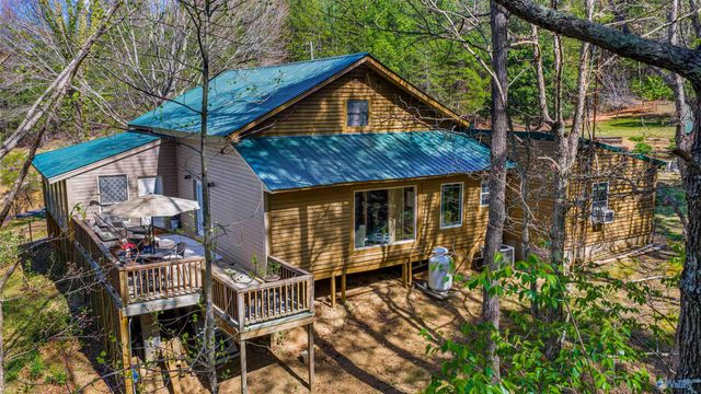 3851 Hixon Road, Fort Payne, AL 35967