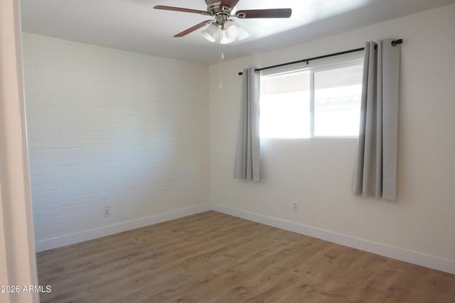 8558 E PORTLAND Street, Scottsdale, AZ 85257