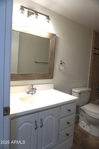 8558 E PORTLAND Street, Scottsdale, AZ 85257