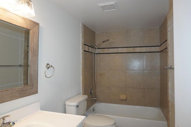 8558 E PORTLAND Street, Scottsdale, AZ 85257