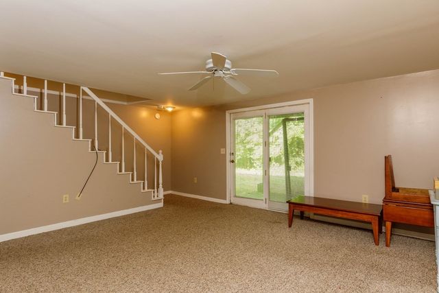 31 Macintosh Lane 31, Leominster, MA 01453
