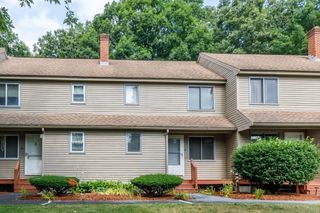 31 Macintosh Lane 31, Leominster, MA 01453