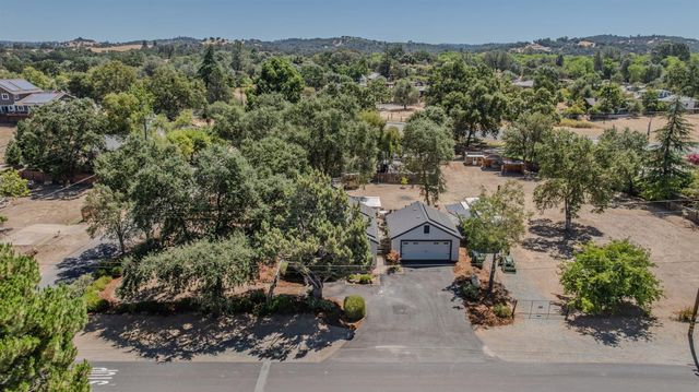 18430 Empire St, Plymouth, CA 95669