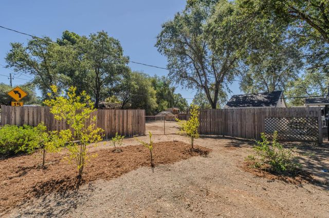 18430 Empire St, Plymouth, CA 95669