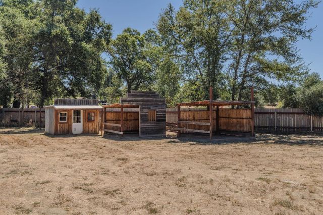 18430 Empire St, Plymouth, CA 95669
