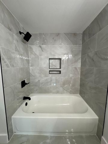 10229 NW 9th Street Circle 103, Miami, FL 33172