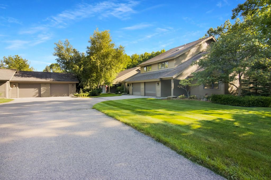 6432 Mission Ridge, Traverse City, MI 49686