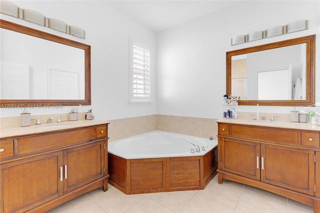 7475 NW 116th Avenue, Doral, FL 33178