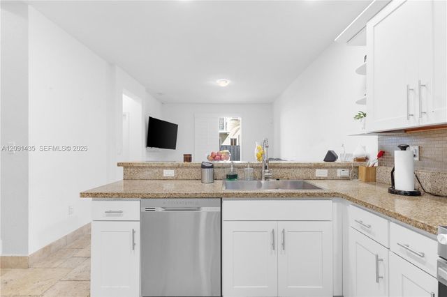 7475 NW 116th Avenue, Doral, FL 33178