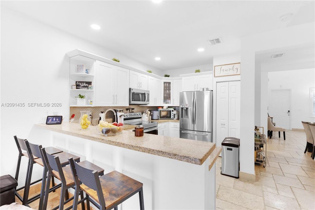 7475 NW 116th Avenue, Doral, FL 33178