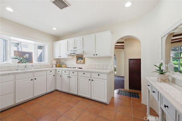 1314 E Chapman, Orange, CA 92866