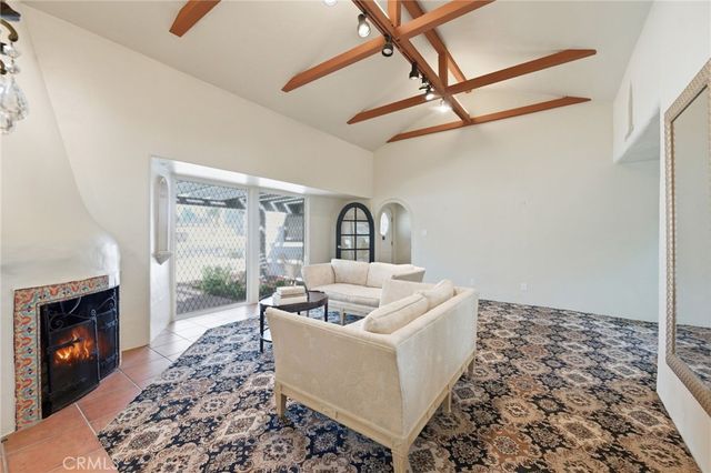 1314 E Chapman, Orange, CA 92866